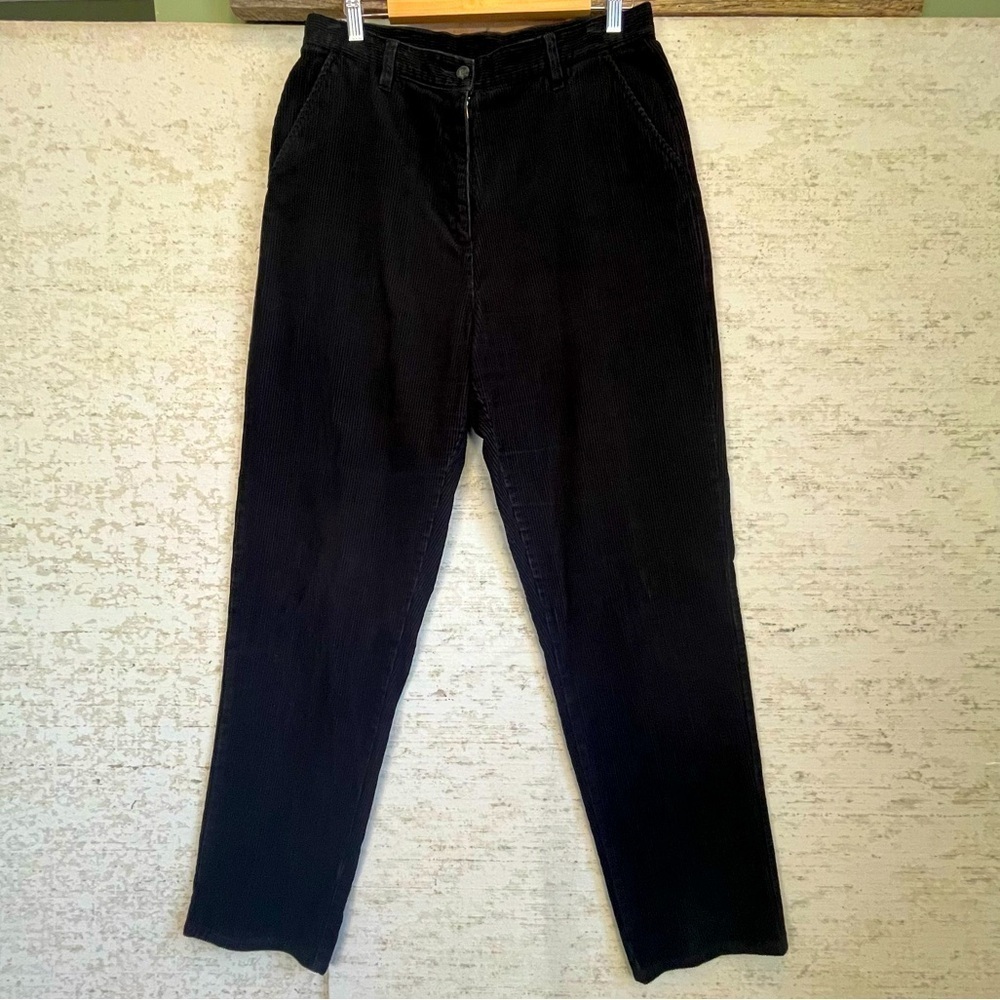Woolrich Women's Wide Whale Corduroy Pants Black Sz 12 Thick and Warm High Rise